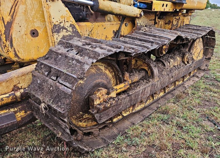 image for item NX9314 1970 John Deere  450 dozer