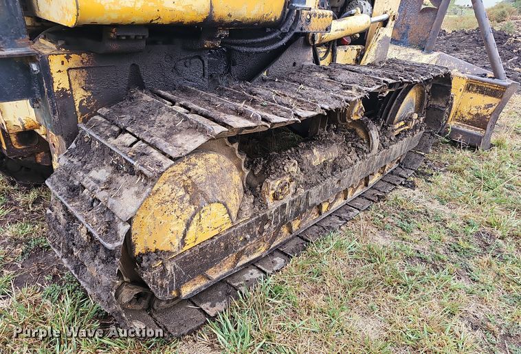 image for item NX9314 1970 John Deere  450 dozer