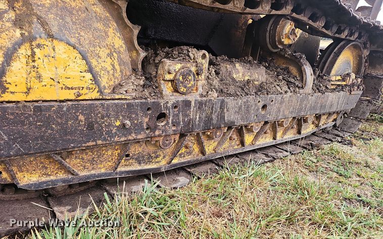 image for item NX9314 1970 John Deere  450 dozer