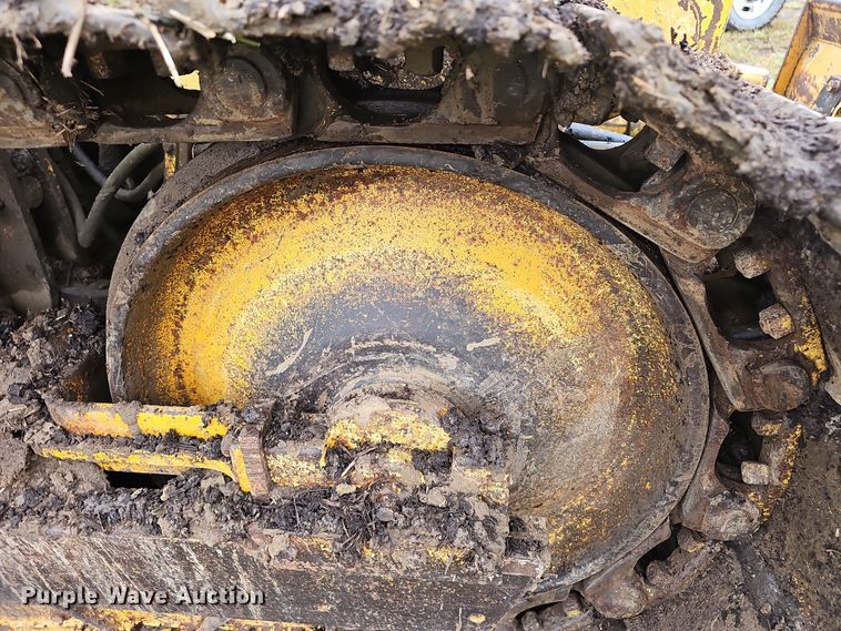 image for item NX9314 1970 John Deere  450 dozer