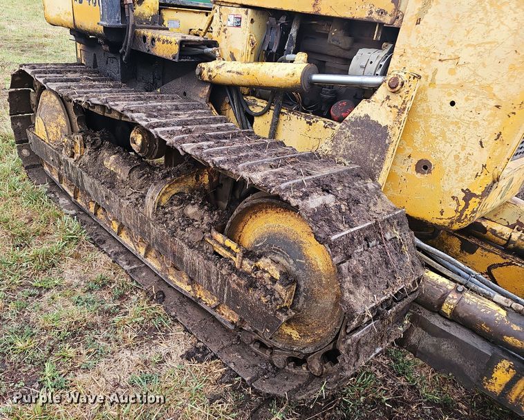image for item NX9314 1970 John Deere  450 dozer