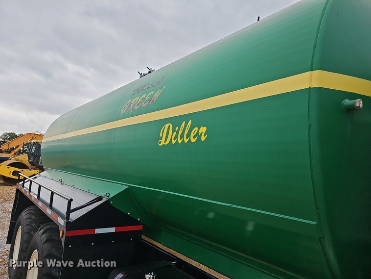 image for item NX9321 1992 International  8200  water truck