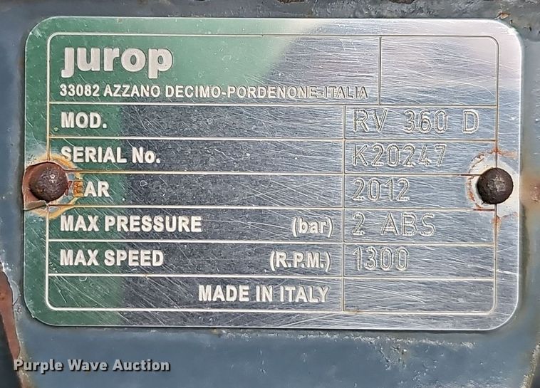 image for item NX9321 1992 International  8200  water truck