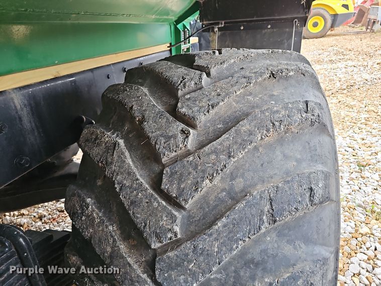 image for item NX9321 1992 International  8200  water truck