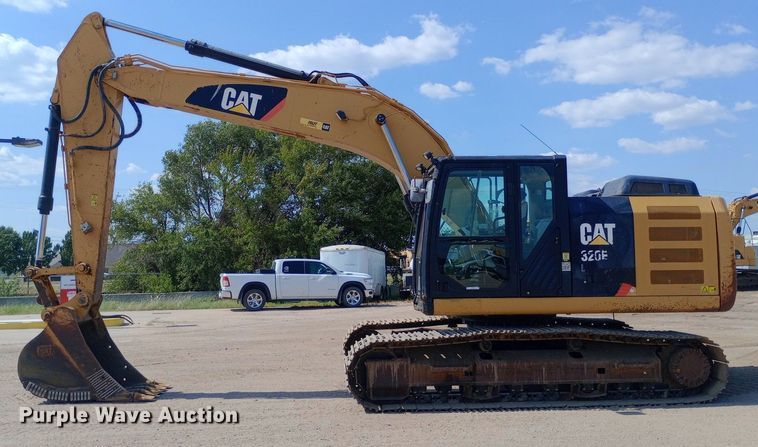 image for item NY9531 2012 Caterpillar 320E excavator