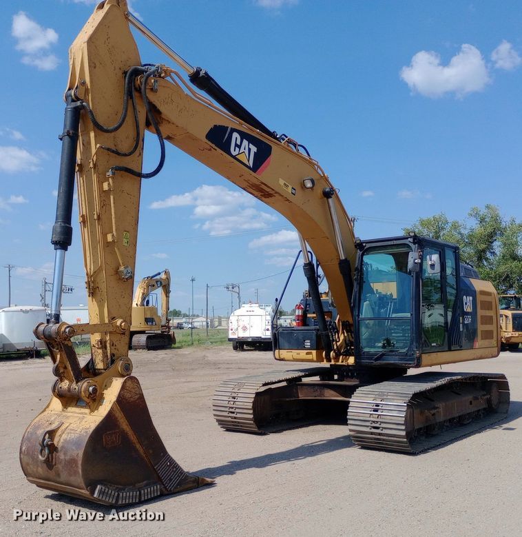 image for item NY9531 2012 Caterpillar 320E excavator