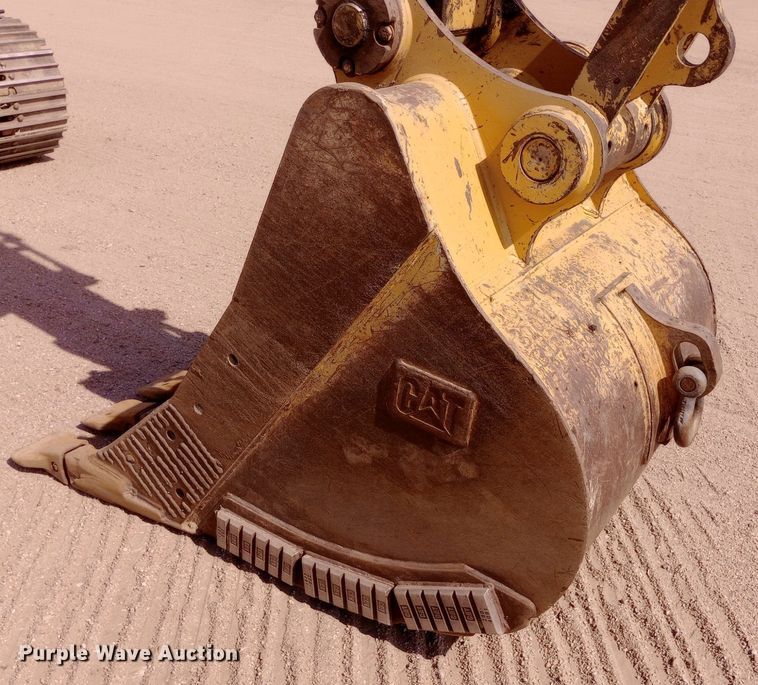 image for item NY9531 2012 Caterpillar 320E excavator