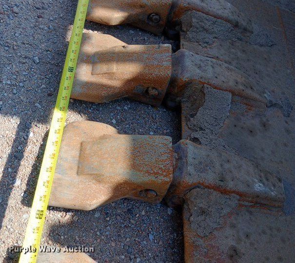 image for item NY9531 2012 Caterpillar 320E excavator