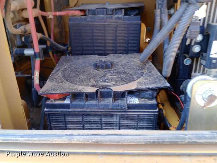 image for item NY9531 2012 Caterpillar 320E excavator