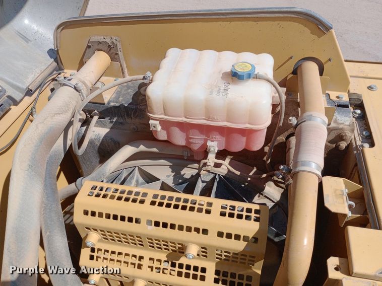 image for item NY9531 2012 Caterpillar 320E excavator