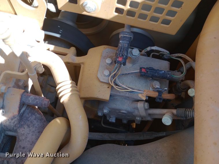 image for item NY9531 2012 Caterpillar 320E excavator