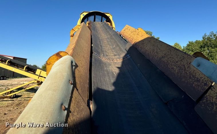 image for item NY9947 Screen Machine Achiever Trommel trommel screen