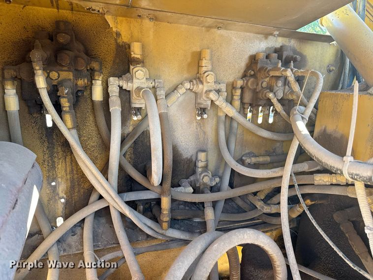 image for item NY9947 Screen Machine Achiever Trommel trommel screen