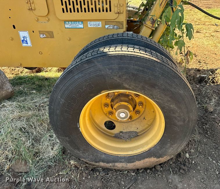 image for item NY9947 Screen Machine Achiever Trommel trommel screen