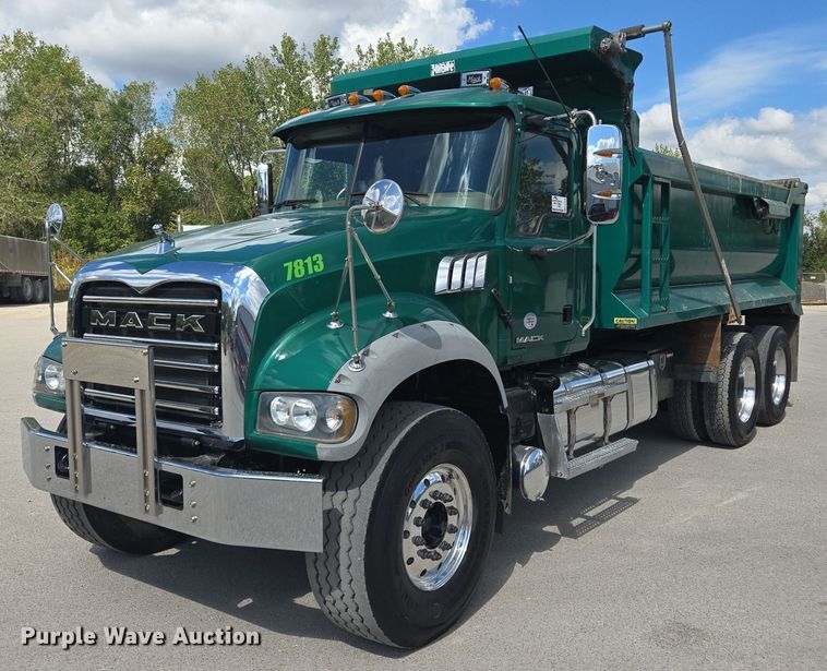 image for item OF9880 2018 Mack GU713 dump truck