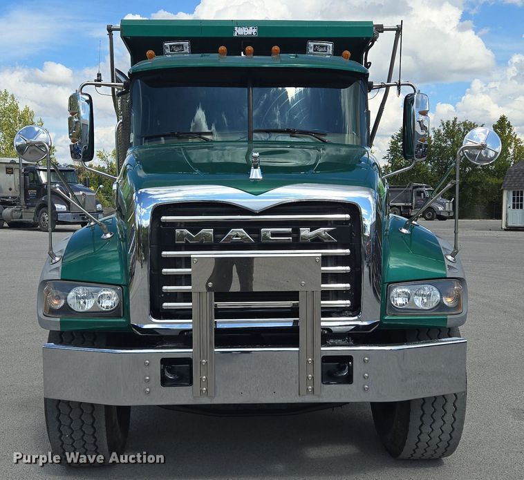 image for item OF9880 2018 Mack GU713 dump truck