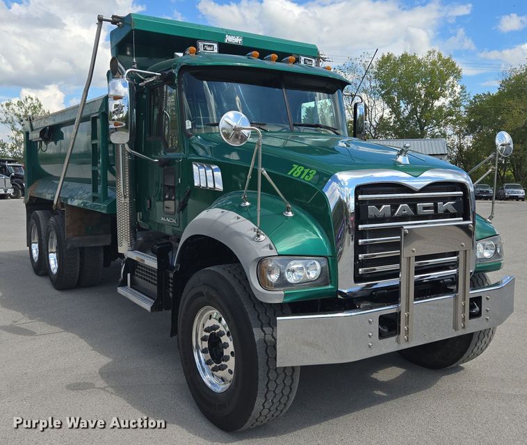 image for item OF9880 2018 Mack GU713 dump truck