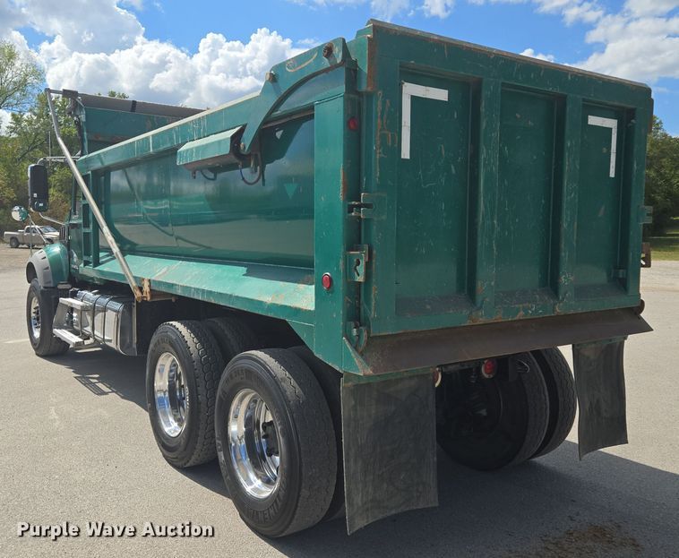 image for item OF9880 2018 Mack GU713 dump truck