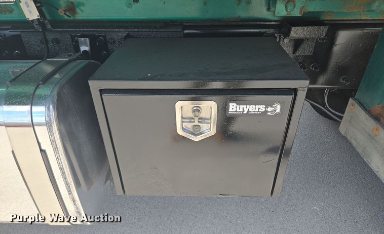 image for item OF9880 2018 Mack GU713 dump truck