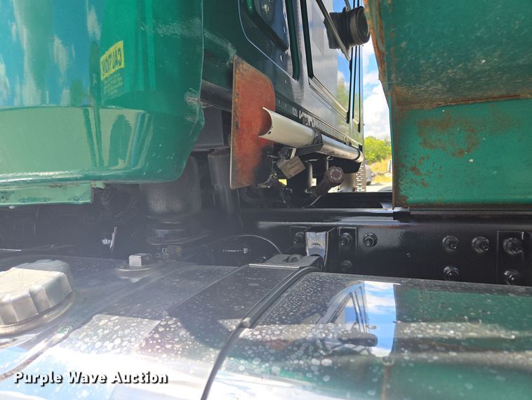 image for item OF9880 2018 Mack GU713 dump truck