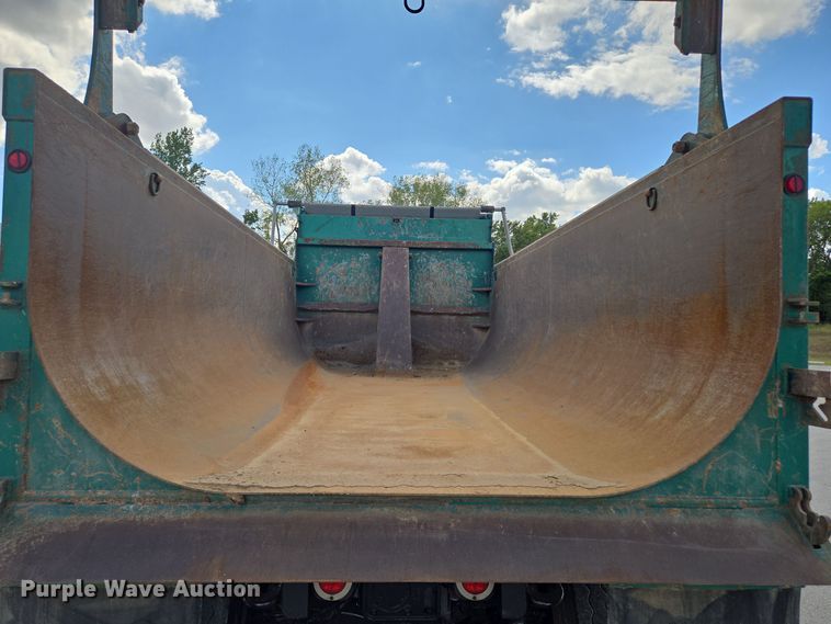 image for item OF9880 2018 Mack GU713 dump truck