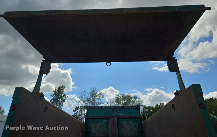 image for item OF9880 2018 Mack GU713 dump truck