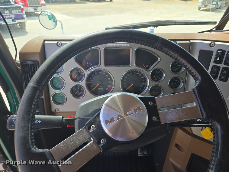 image for item OF9880 2018 Mack GU713 dump truck