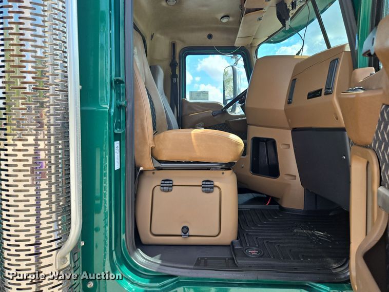 image for item OF9880 2018 Mack GU713 dump truck