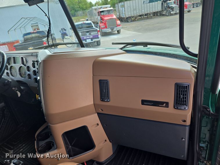 image for item OF9880 2018 Mack GU713 dump truck