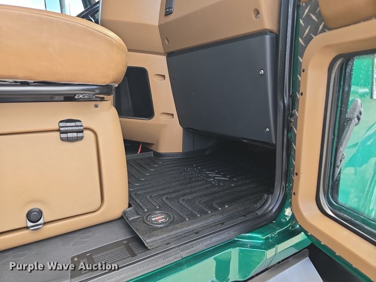 image for item OF9880 2018 Mack GU713 dump truck