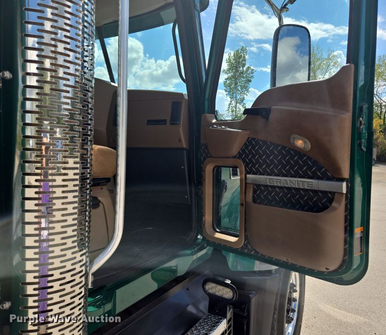 image for item OF9880 2018 Mack GU713 dump truck