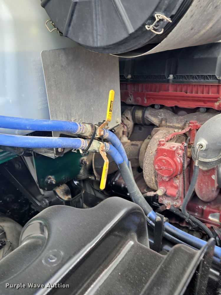 image for item OF9880 2018 Mack GU713 dump truck