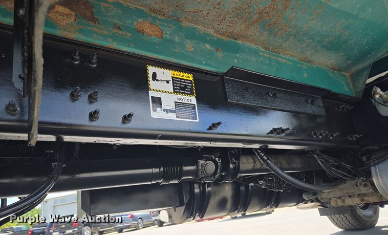 image for item OF9880 2018 Mack GU713 dump truck