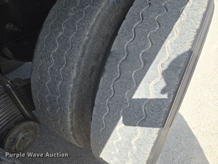 image for item OF9880 2018 Mack GU713 dump truck