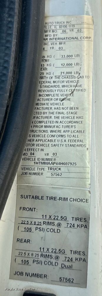 image for item OG9652 2004 International  4300 dump truck