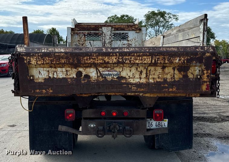 image for item OG9653 2005 International  4300 dump truck