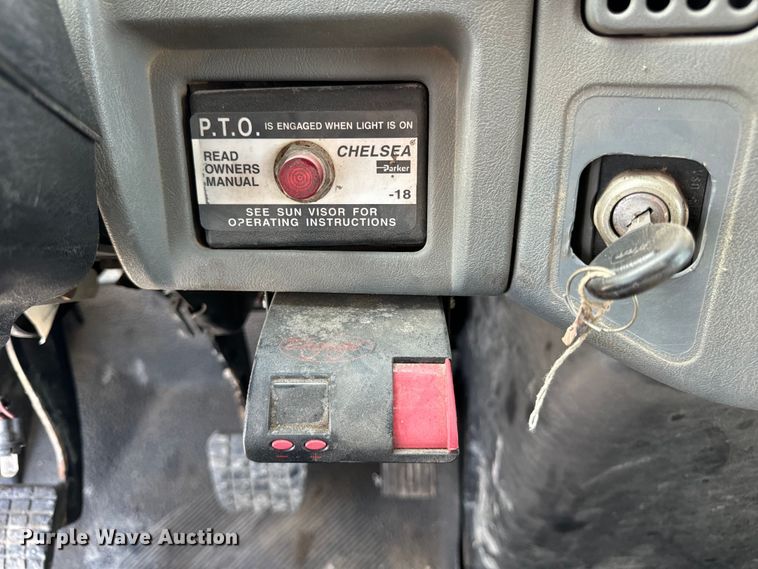 image for item OG9653 2005 International  4300 dump truck