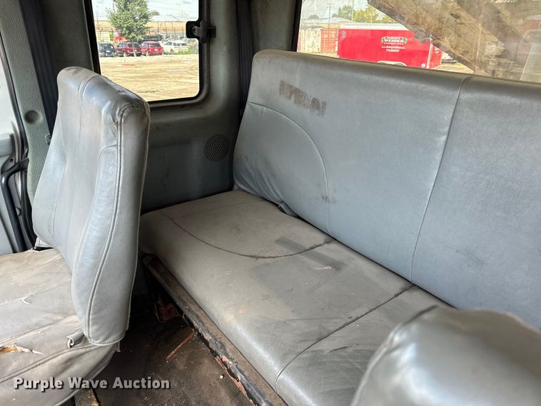 image for item OG9653 2005 International  4300 dump truck