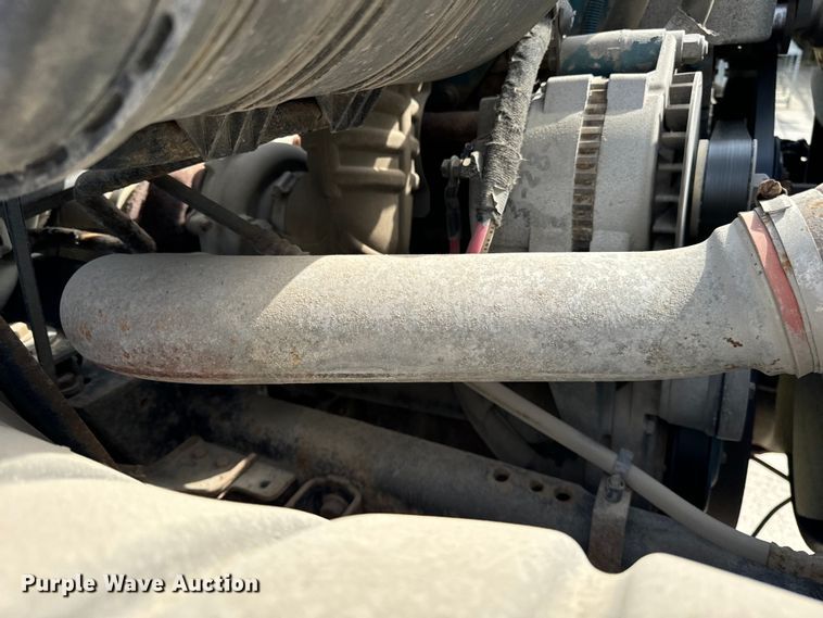 image for item OG9653 2005 International  4300 dump truck