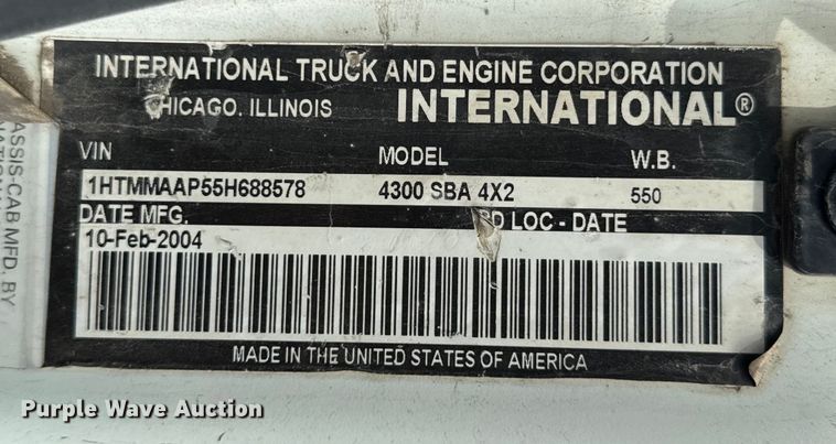 image for item OG9653 2005 International  4300 dump truck