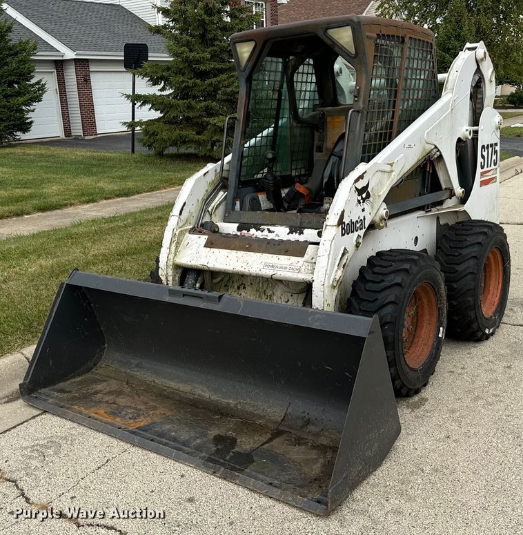 image for item OG9680 2005 Bobcat S175 skid steer loader