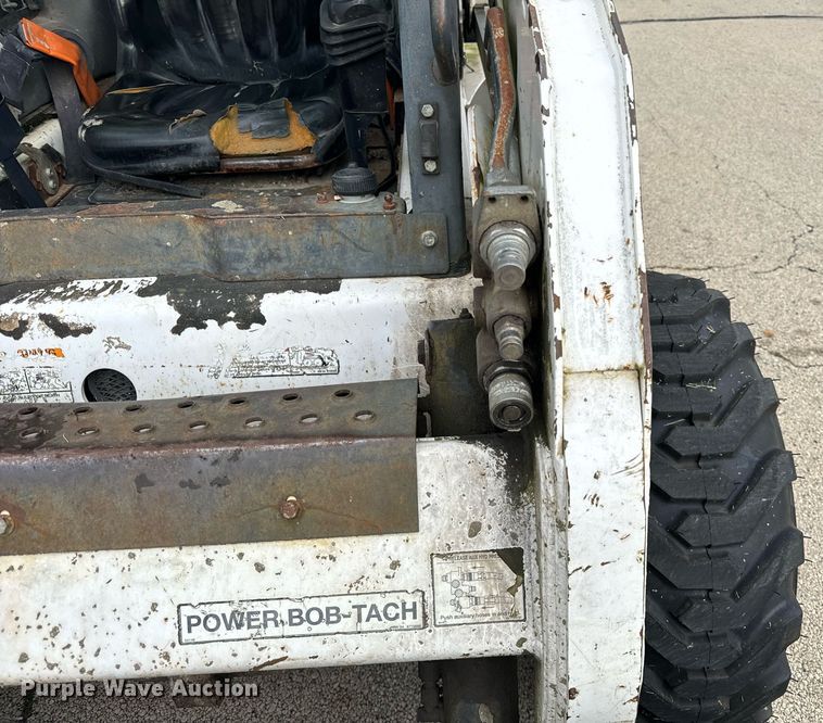 image for item OG9680 2005 Bobcat S175 skid steer loader