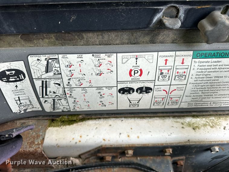 image for item OG9680 2005 Bobcat S175 skid steer loader