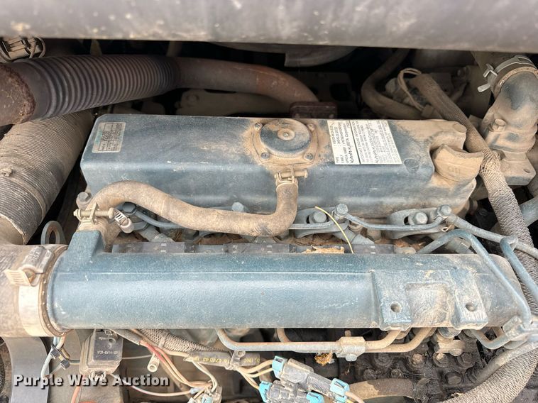 image for item OG9680 2005 Bobcat S175 skid steer loader