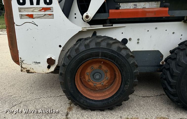 image for item OG9680 2005 Bobcat S175 skid steer loader