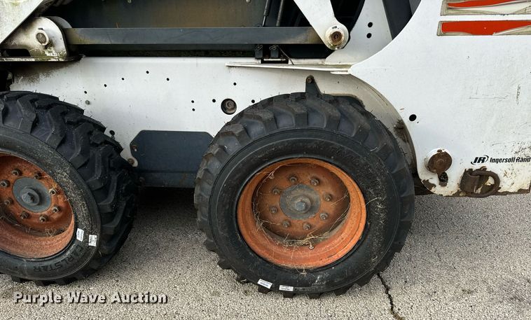 image for item OG9680 2005 Bobcat S175 skid steer loader