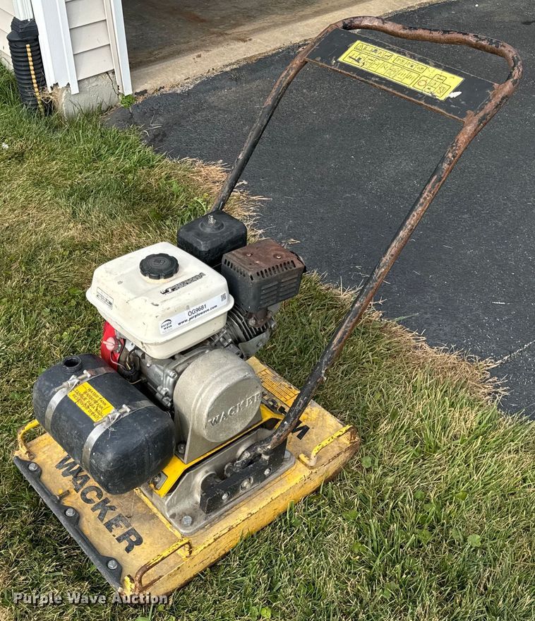 image for item OG9681 Wacker  VPG165A plate compactor