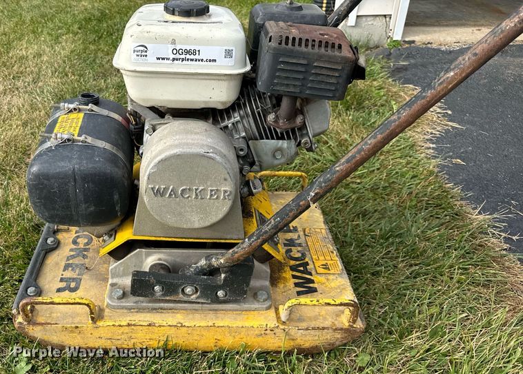image for item OG9681 Wacker  VPG165A plate compactor