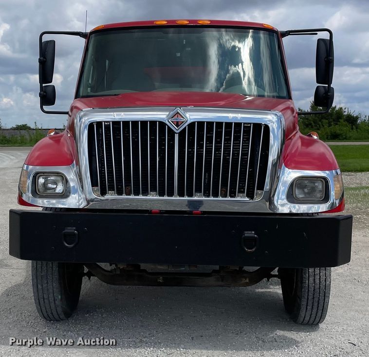 image for item OG9966 2008 International  4300 Crew Cab utility / service truck