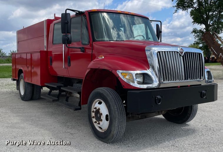 image for item OG9966 2008 International  4300 Crew Cab utility / service truck